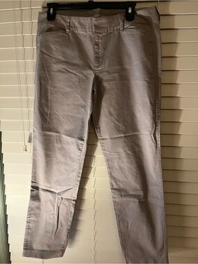 Old Navy Light Gray Women’s Stretch Chinos